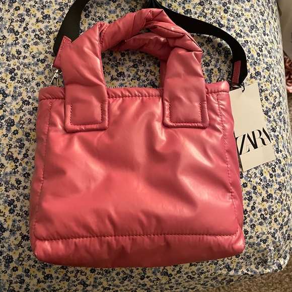 NWT Zara quilted nylon puffer pink mini bag - Picture 9 of 12